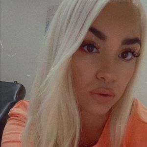 Meet your Posher, Sarah